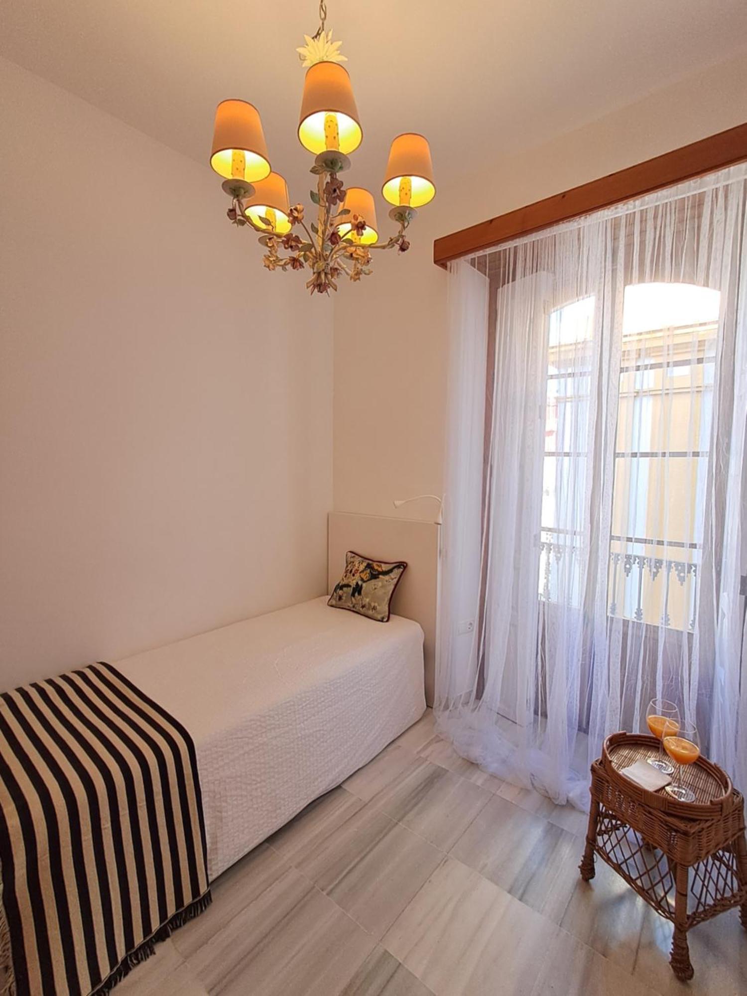 Apartamentos Almirante Hoyos Séville Extérieur photo