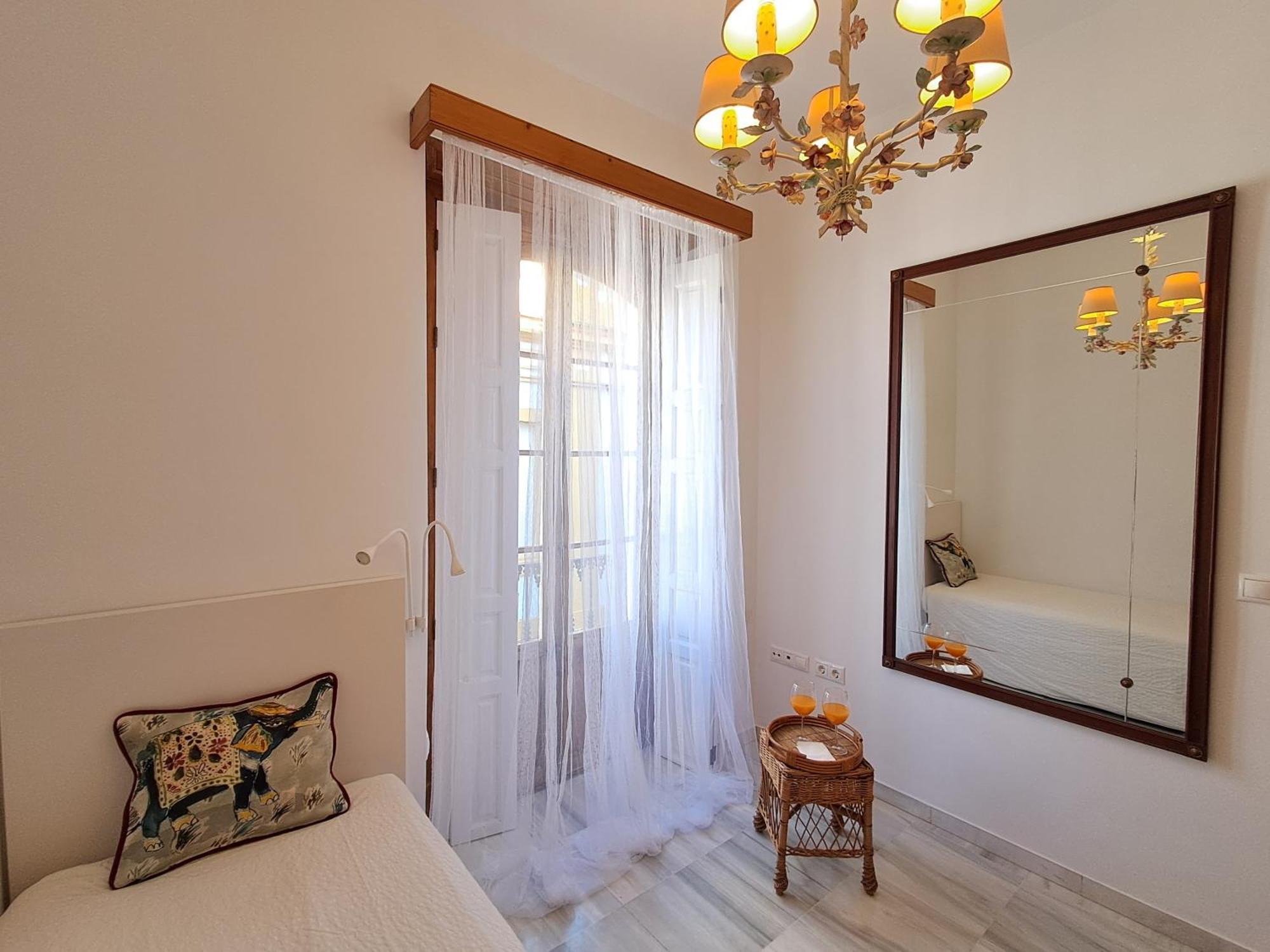 Apartamentos Almirante Hoyos Séville Extérieur photo