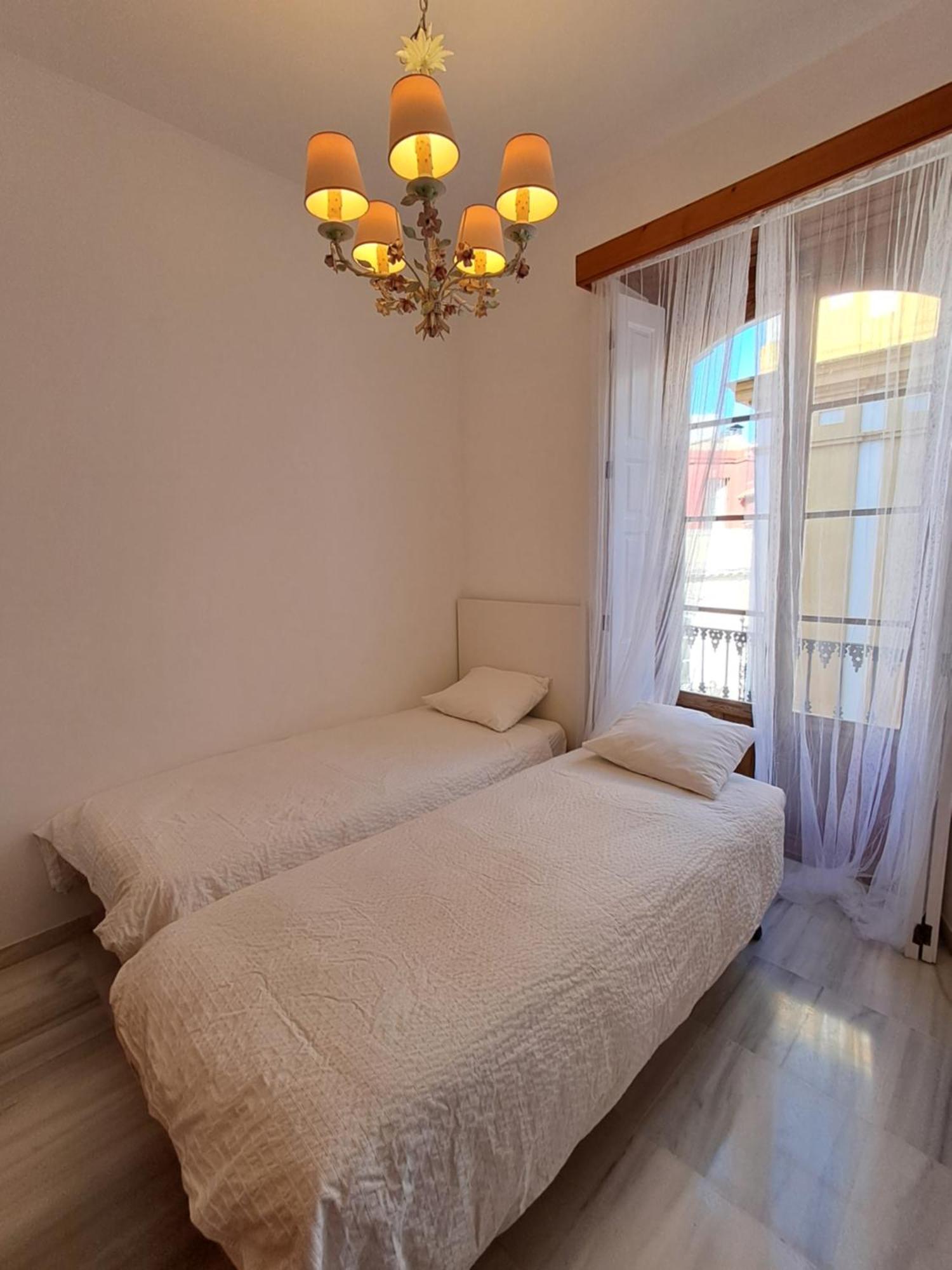Apartamentos Almirante Hoyos Séville Extérieur photo